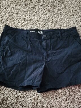 a.n.a Black Women's Casual Shorts with Belt Loops